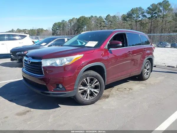 5TDJKRFH5GS344110 2016 TOYOTA HIGHLANDER - Image 2