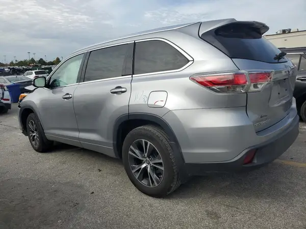 5TDJKRFH5GS344494 2016 TOYOTA HIGHLANDER - Image 2