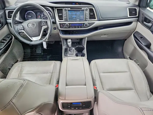 5TDJKRFH5GS344849 2016 TOYOTA HIGHLANDER - Image 8