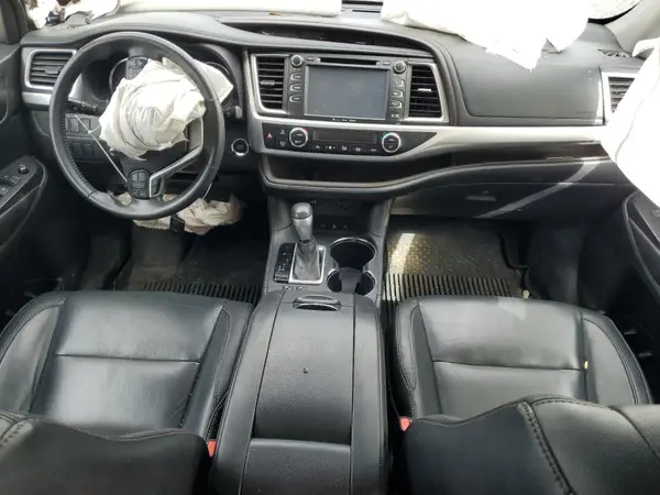 5TDJKRFH5GS350828 2016 TOYOTA HIGHLANDER - Image 8