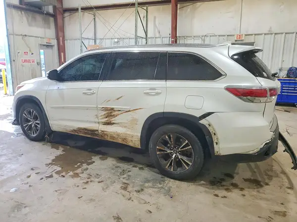 5TDJKRFH5GS352661 2016 TOYOTA HIGHLANDER - Image 2