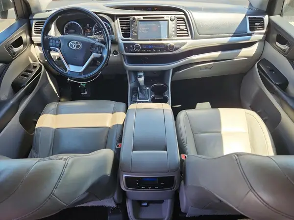5TDJKRFH5GS356001 2016 TOYOTA HIGHLANDER - Image 8