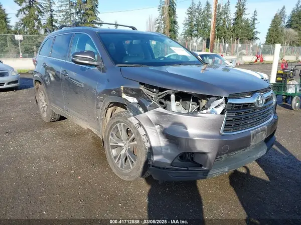 5TDJKRFH5GS356340 2016 TOYOTA HIGHLANDER - Image 1