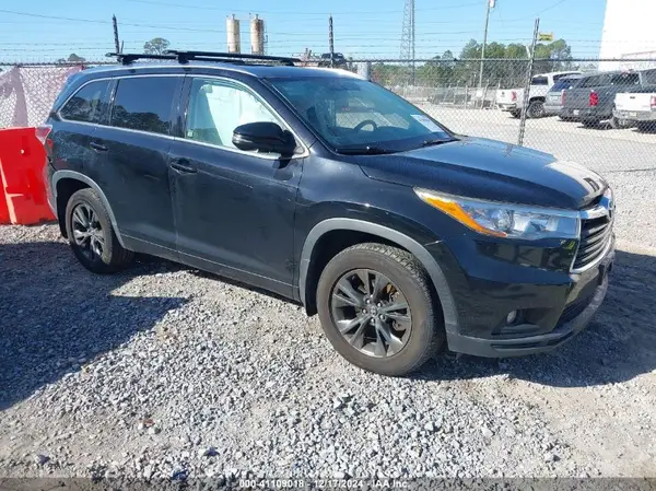 5TDJKRFH5GS500856 2016 TOYOTA HIGHLANDER - Image 1