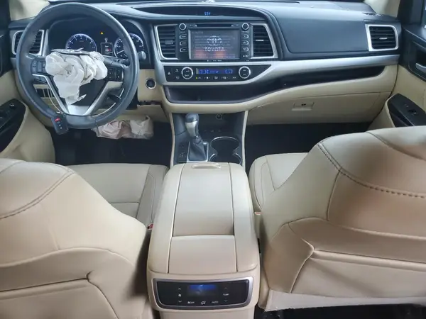 5TDJKRFH5GS501988 2016 TOYOTA HIGHLANDER - Image 8