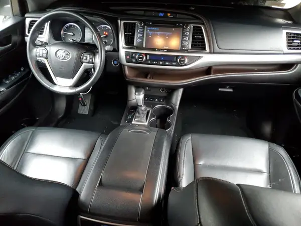 5TDJKRFH5GS505409 2016 TOYOTA HIGHLANDER - Image 8