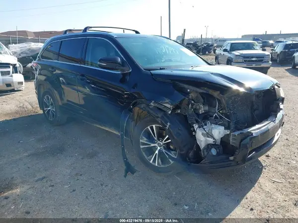 5TDJKRFH6GS226051 2016 TOYOTA HIGHLANDER - Image 1