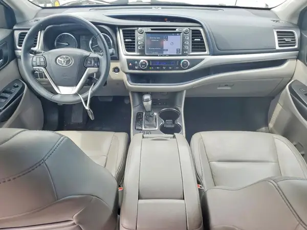 5TDJKRFH6GS229127 2016 TOYOTA HIGHLANDER - Image 8