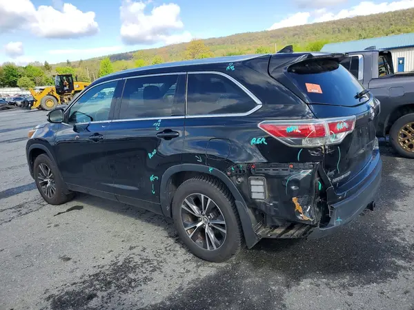 5TDJKRFH6GS233503 2016 TOYOTA HIGHLANDER - Image 2