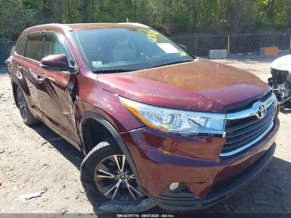 5TDJKRFH6GS235767 2016 TOYOTA HIGHLANDER - Image 1