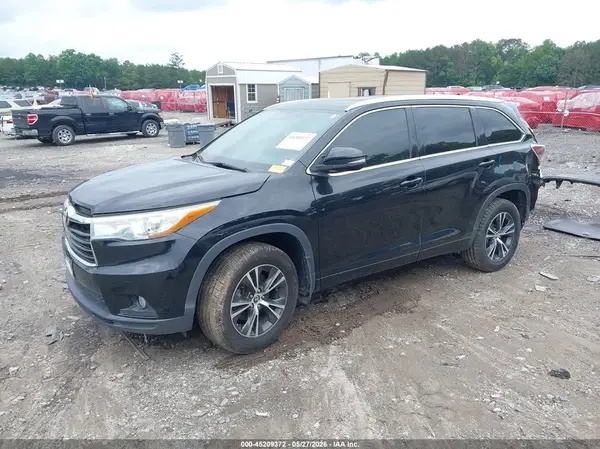 5TDJKRFH6GS249278 2016 TOYOTA HIGHLANDER - Image 2