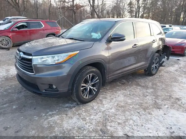 5TDJKRFH6GS250530 2016 TOYOTA HIGHLANDER - Image 2