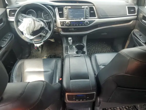 5TDJKRFH6GS258319 2016 TOYOTA HIGHLANDER - Image 8