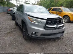 5TDJKRFH6GS258403 2016 TOYOTA HIGHLANDER