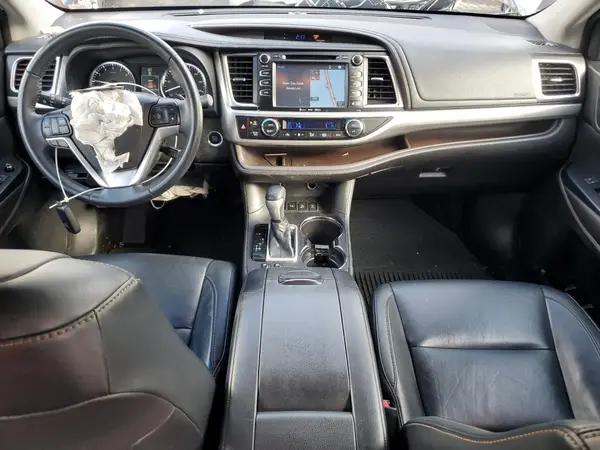 5TDJKRFH6GS262600 2016 TOYOTA HIGHLANDER - Image 8