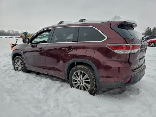 5TDJKRFH6GS262645 2016 TOYOTA HIGHLANDER - Image 2