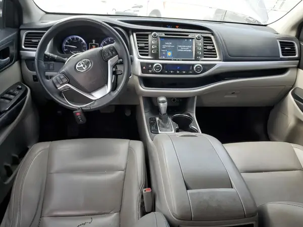 5TDJKRFH6GS263309 2016 TOYOTA HIGHLANDER - Image 8
