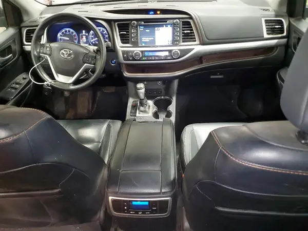 5TDJKRFH6GS269675 2016 TOYOTA HIGHLANDER - Image 8