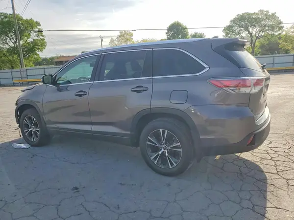 5TDJKRFH6GS276836 2016 TOYOTA HIGHLANDER - Image 2
