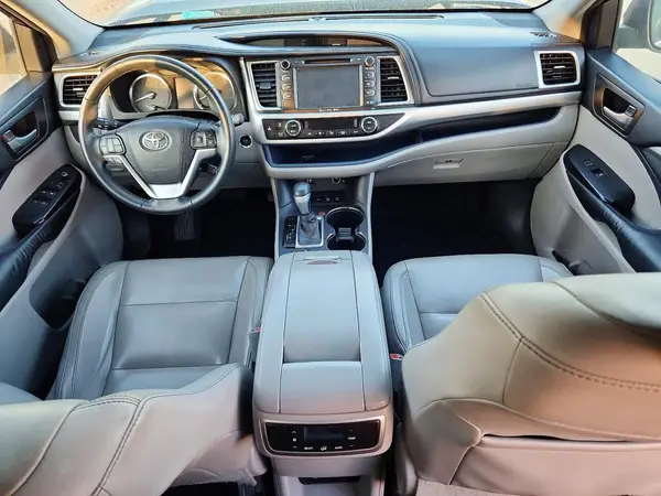5TDJKRFH6GS283379 2016 TOYOTA HIGHLANDER - Image 8