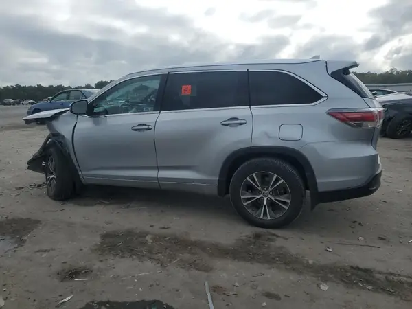 5TDJKRFH6GS284225 2016 TOYOTA HIGHLANDER - Image 2