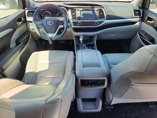 5TDJKRFH6GS288890 2016 TOYOTA HIGHLANDER - Image 8
