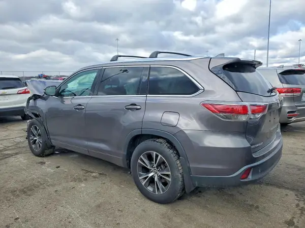 5TDJKRFH6GS291434 2016 TOYOTA HIGHLANDER - Image 2