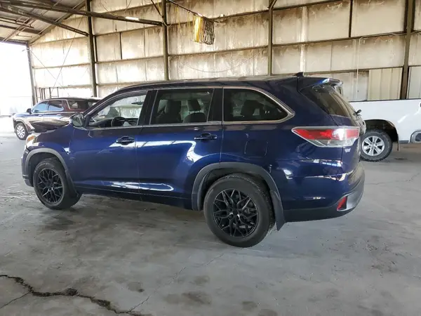 5TDJKRFH6GS302805 2016 TOYOTA HIGHLANDER - Image 2