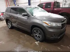 5TDJKRFH6GS310015 2016 TOYOTA HIGHLANDER