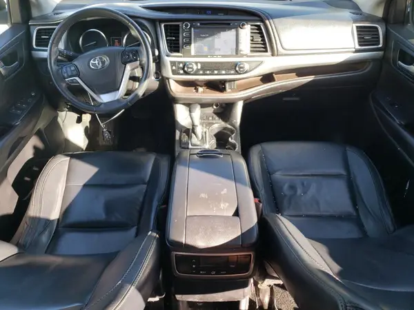 5TDJKRFH6GS311438 2016 TOYOTA HIGHLANDER - Image 8