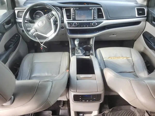 5TDJKRFH6GS313996 2016 TOYOTA HIGHLANDER - Image 8