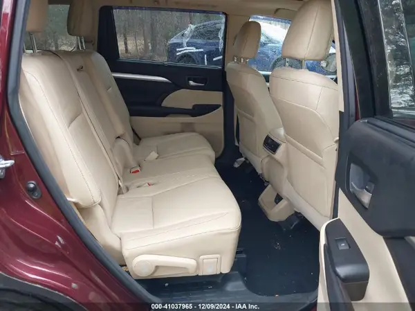 5TDJKRFH6GS316123 2016 TOYOTA HIGHLANDER - Image 8
