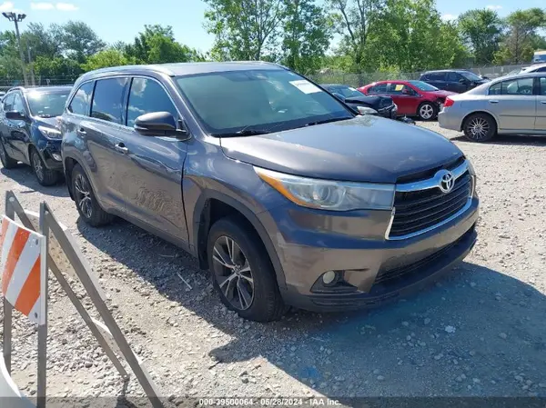 5TDJKRFH6GS319197 2016 TOYOTA HIGHLANDER - Image 1