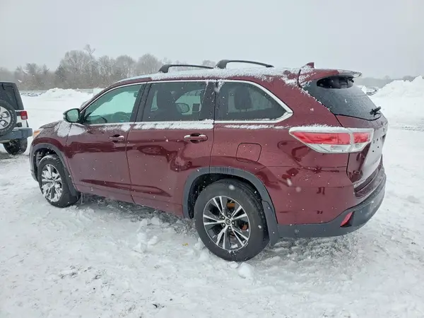 5TDJKRFH6GS331866 2016 TOYOTA HIGHLANDER - Image 2
