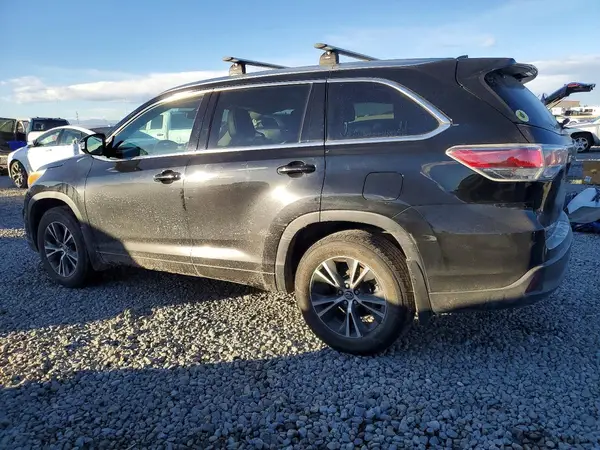 5TDJKRFH6GS339191 2016 TOYOTA HIGHLANDER - Image 2
