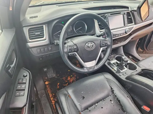 5TDJKRFH6GS347341 2016 TOYOTA HIGHLANDER - Image 8