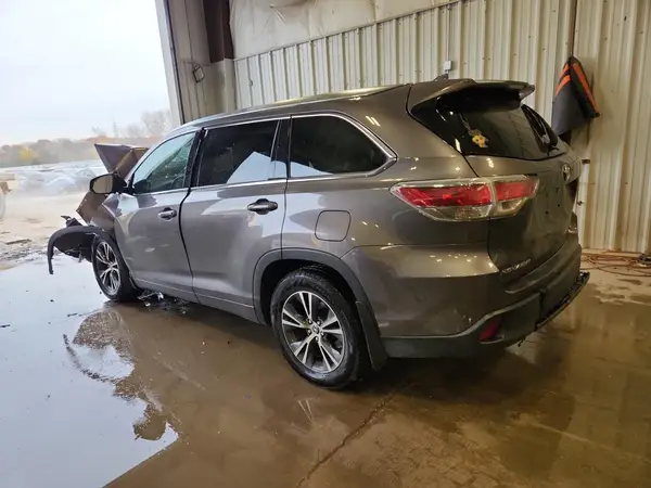 5TDJKRFH6GS503572 2016 TOYOTA HIGHLANDER - Image 2