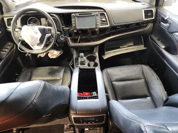 5TDJKRFH6GS503572 2016 TOYOTA HIGHLANDER - Image 8
