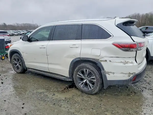 5TDJKRFH6GS506732 2016 TOYOTA HIGHLANDER - Image 2