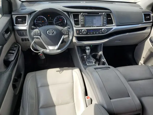 5TDJKRFH7GS243683 2016 TOYOTA HIGHLANDER - Image 8