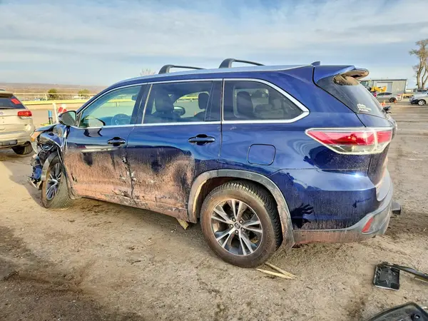 5TDJKRFH7GS244607 2016 TOYOTA HIGHLANDER - Image 2