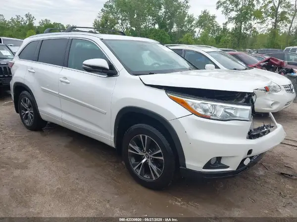 5TDJKRFH7GS247815 2016 TOYOTA HIGHLANDER - Image 1