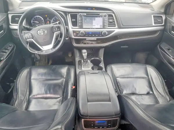 5TDJKRFH7GS258233 2016 TOYOTA HIGHLANDER - Image 8
