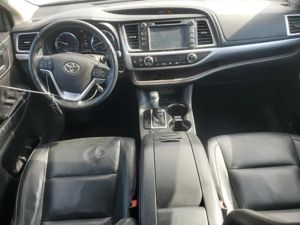 5TDJKRFH7GS261097 2016 TOYOTA HIGHLANDER - Image 8