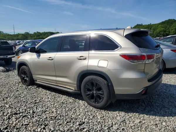 5TDJKRFH7GS270561 2016 TOYOTA HIGHLANDER - Image 2