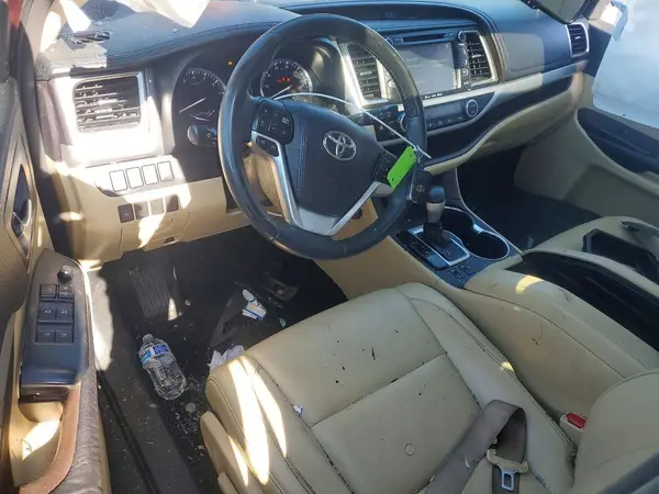 5TDJKRFH7GS271838 2016 TOYOTA HIGHLANDER - Image 8