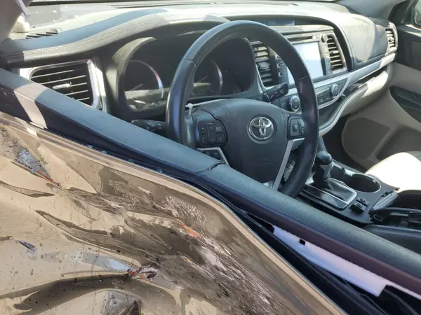 5TDJKRFH7GS280877 2016 TOYOTA HIGHLANDER - Image 8