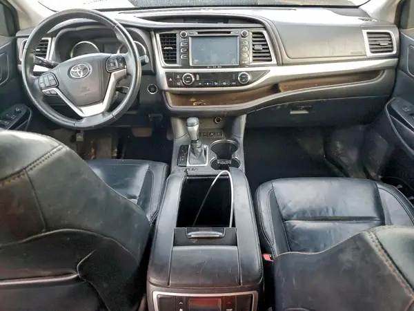 5TDJKRFH7GS281155 2016 TOYOTA HIGHLANDER - Image 8