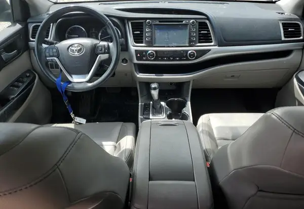 5TDJKRFH7GS287750 2016 TOYOTA HIGHLANDER - Image 8