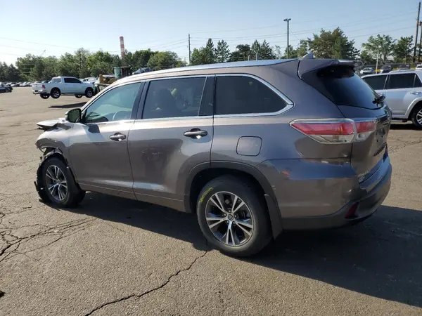 5TDJKRFH7GS290356 2016 TOYOTA HIGHLANDER - Image 2